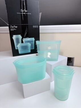 Zip Top Reusable  Silicone Food Storage Set Of 8 | Never Used | Teal